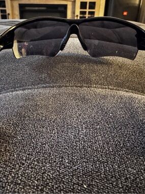 Oakley
OO9206 RadarLock® Path® (Low Bridge Fit)